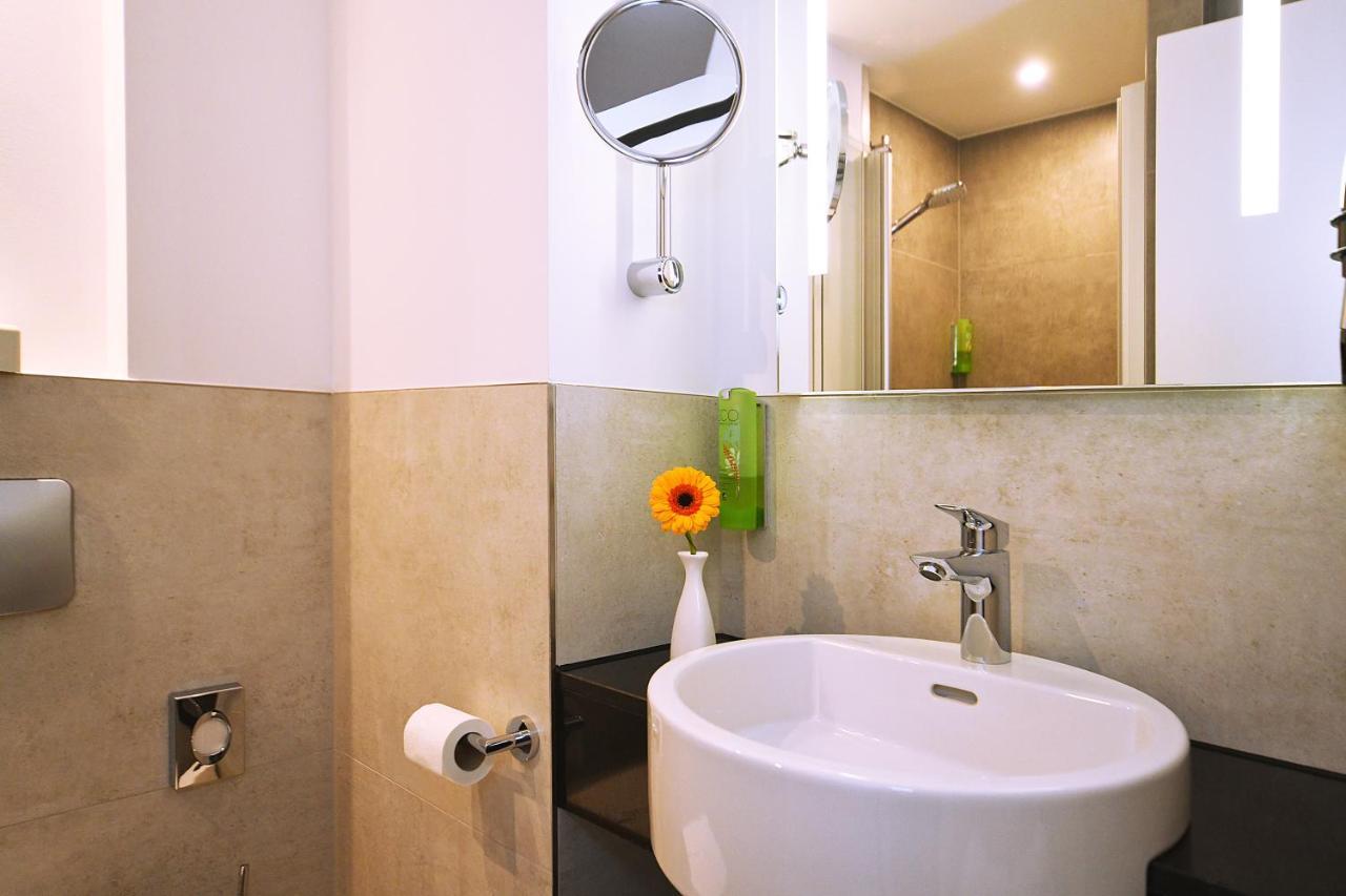 Genohotel Karlsruhe Bagian luar foto