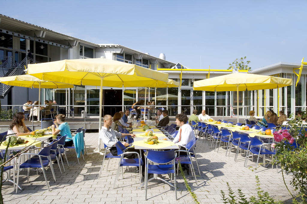Genohotel Karlsruhe Bagian luar foto